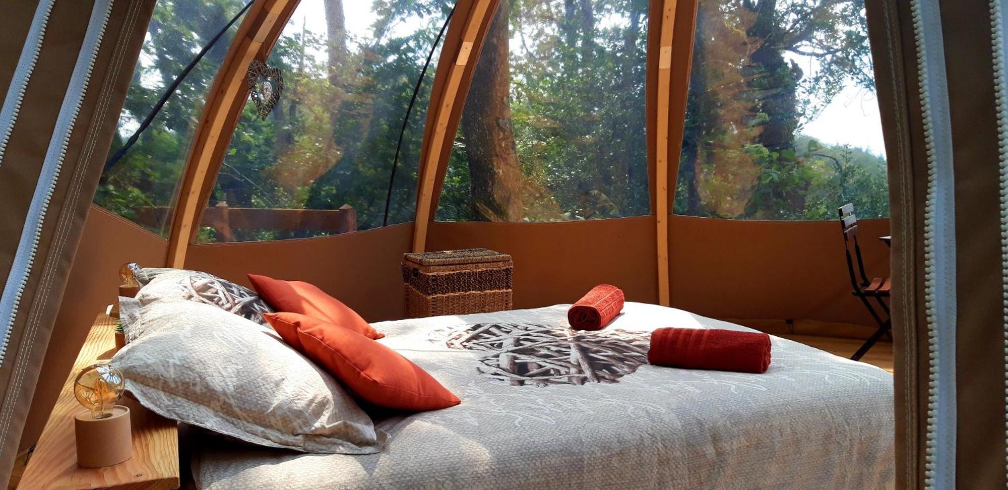 Luxury tent Le Mobil'dome A Marie Cambounes